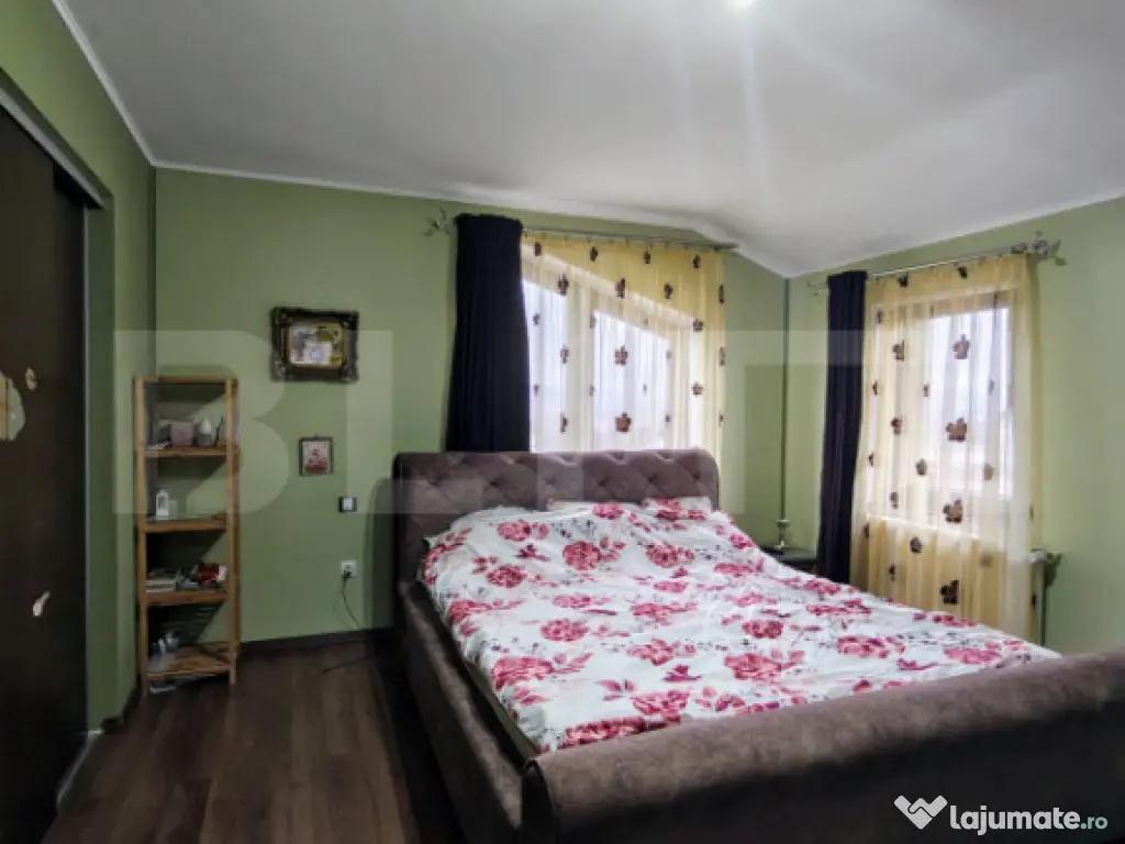 Casă spațioasă de vânzare în zona Rompetrol-Bistrita 