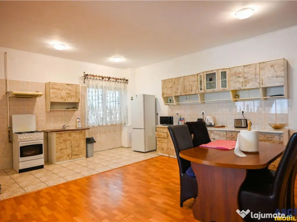 FILM 3D! Casa adaptabila, 250 mp teren, loc parcare, Centra 