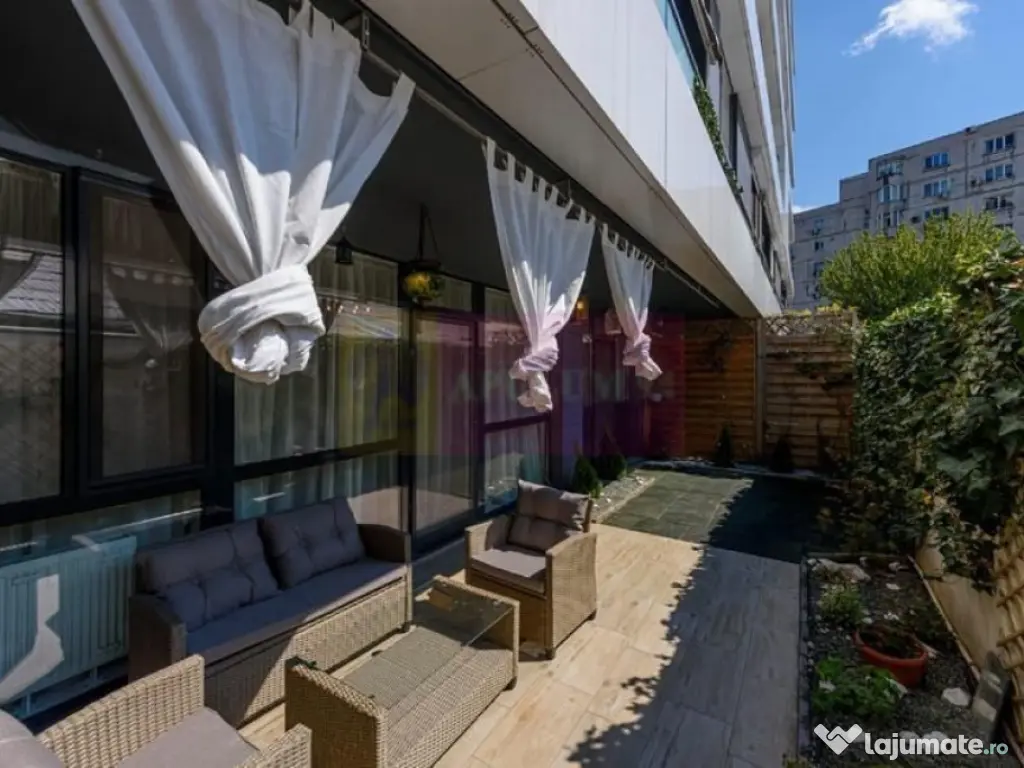 Vanzare apartament 4 camere in zona Calea Calarasilor,blo... 