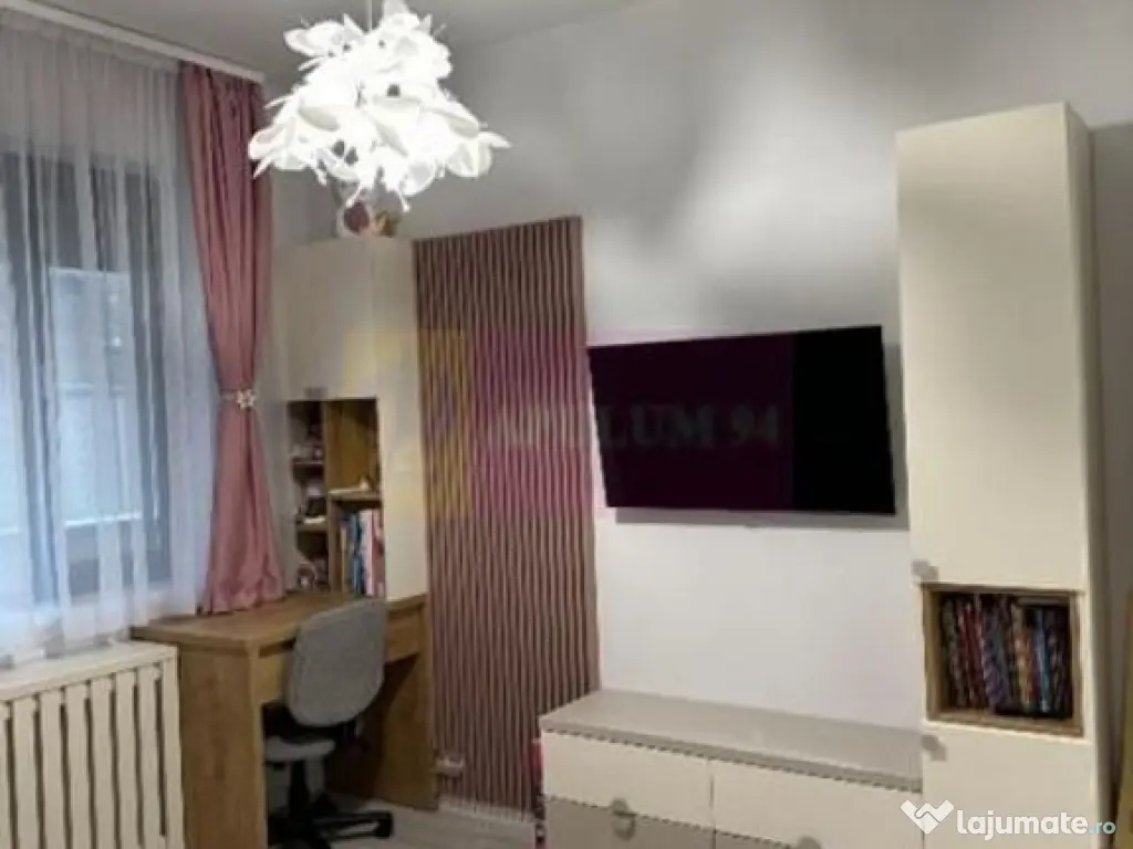 Vanzare apartament 4 camere in zona Calea Calarasilor,blo... 