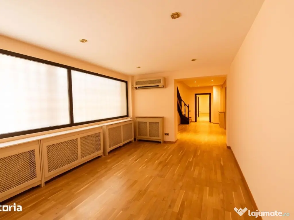 Vand vila P+2 Baneasa,lacul Herastrau consum 0,UNICA in Romania 