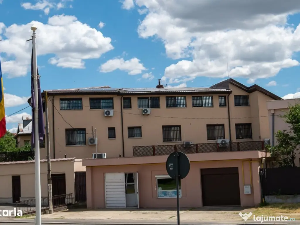 Vand vila P+2 Baneasa,lacul Herastrau consum 0,UNICA in Romania 