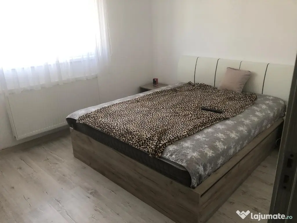 Apartament de inchiriat, zona Andrei Muresanu 
