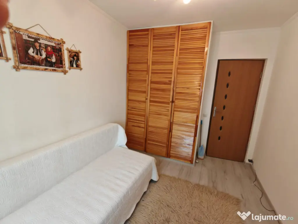 Apartament 3 camere, situat in zona Groapa - Inel II