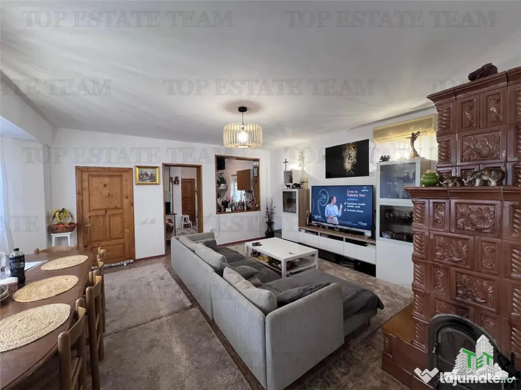 Vila individuala cuplata 6 camere S P M, cu incalzire pe cen