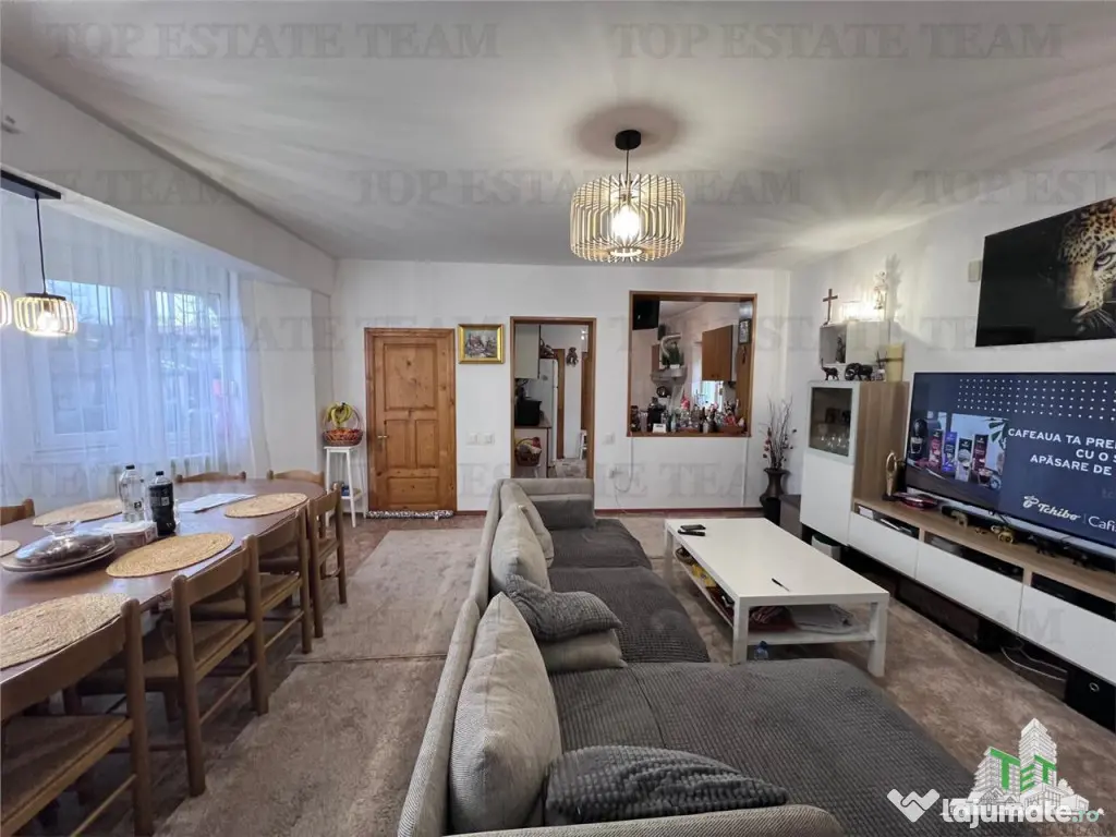 Vila individuala cuplata 6 camere S P M, cu incalzire pe cen