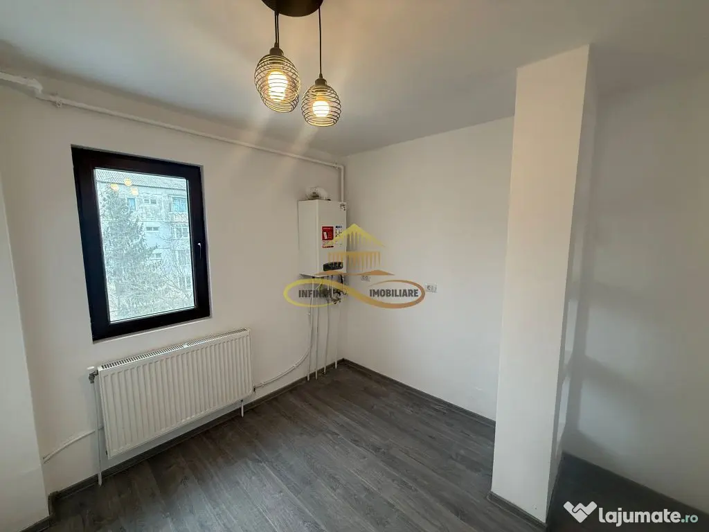 Apartament renovat 2 camere etaj 3 de vanzare Bacau