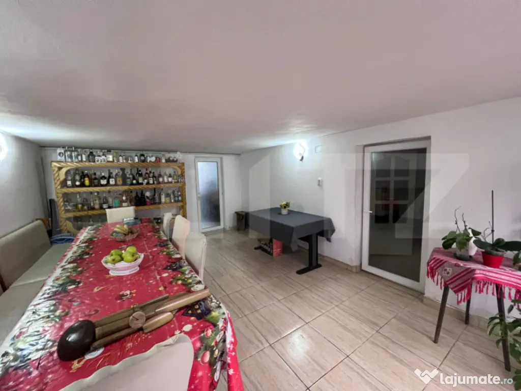 Casă tip duplex – 272 mp utili, 9 camere