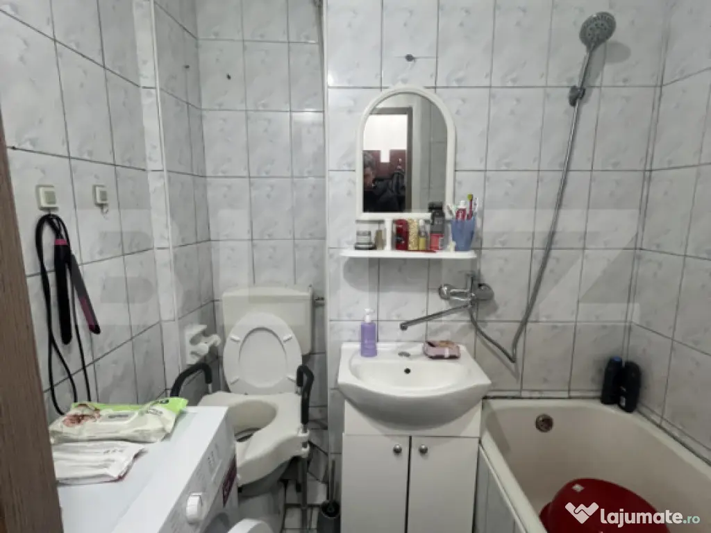 Apartament etaj 1 – Dâmbu Pietros, zonă liniștită