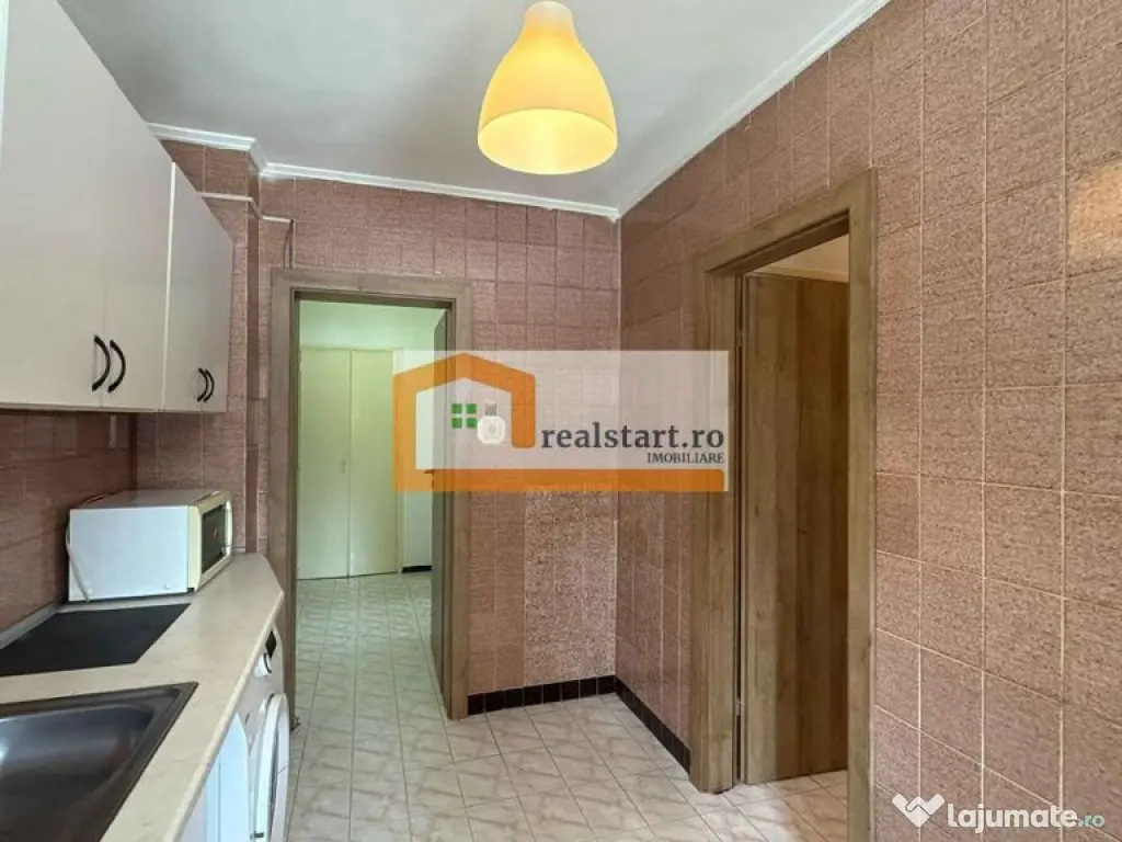 Parter Inalt, langa Mall Park Lake, Metrou Dristor, Piata...