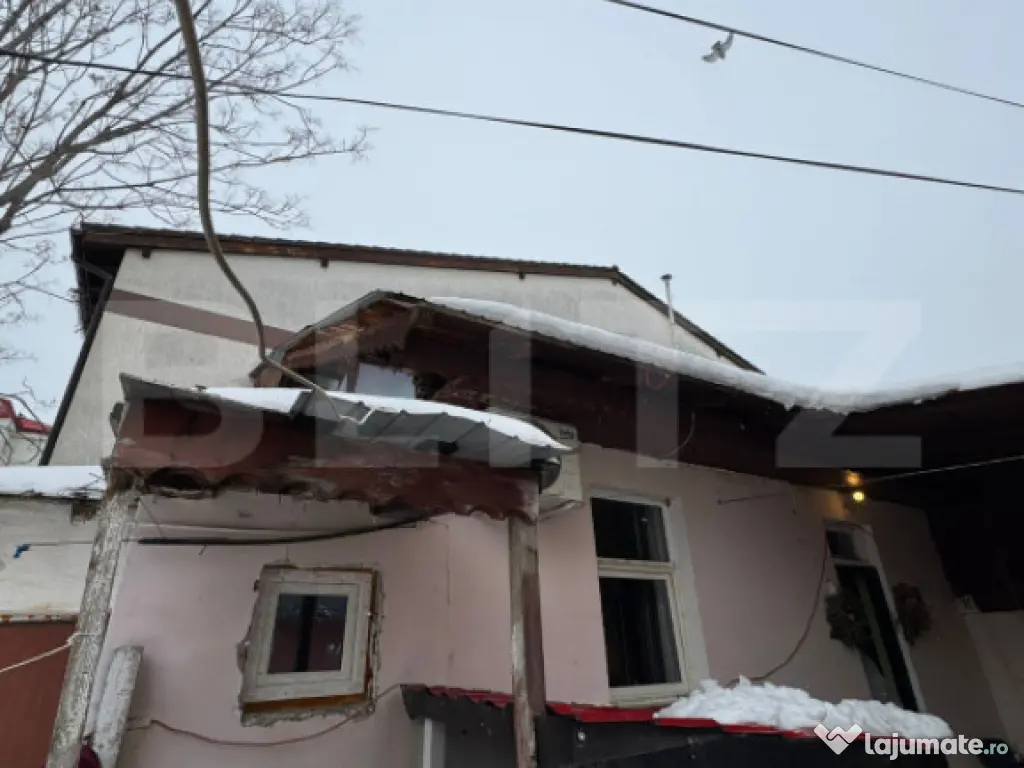 Casa cu 2 camere, Piata Alba Iulia - Decebal
