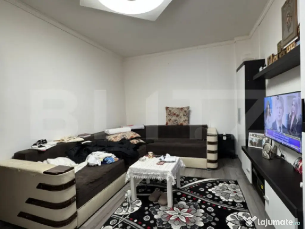 Casa cu 2 camere, Piata Alba Iulia - Decebal