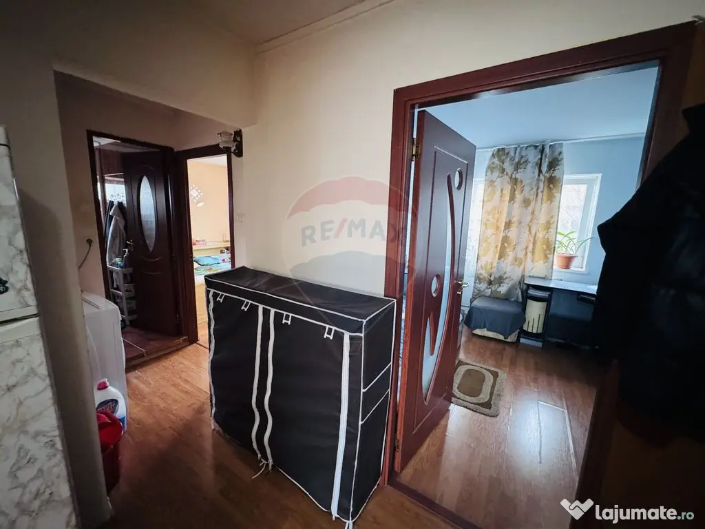 Apartament cu 3 camere de vânzare în zona Nufarul/Ghibu