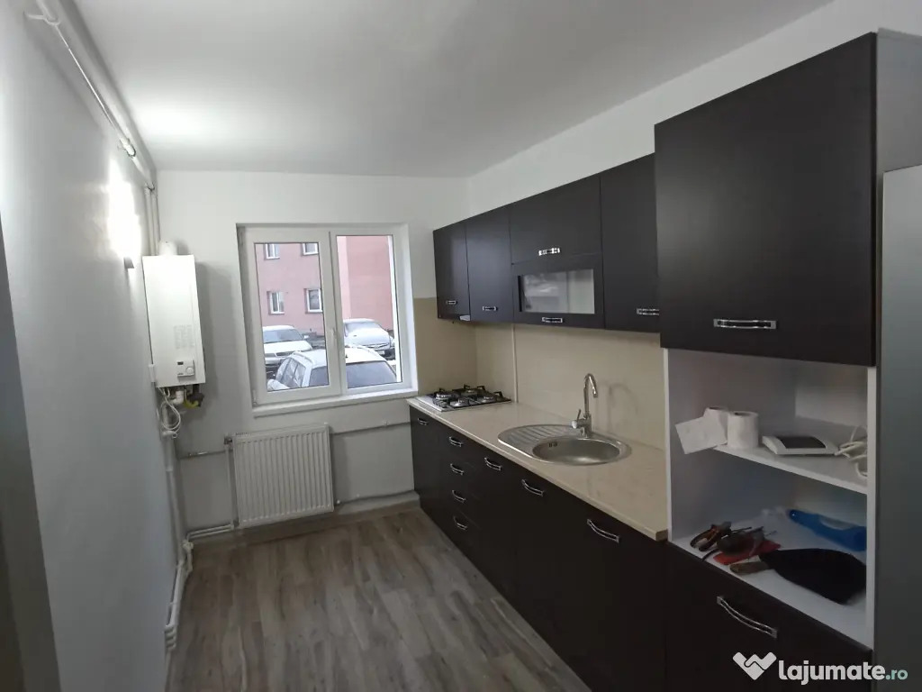 Apartament cu 2 camere (3 camere) str. Slatineanu 