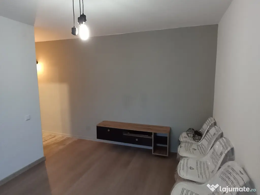 Apartament cu 2 camere (3 camere) str. Slatineanu 