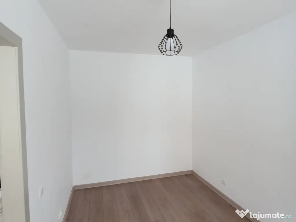 Apartament cu 2 camere (3 camere) str. Slatineanu 