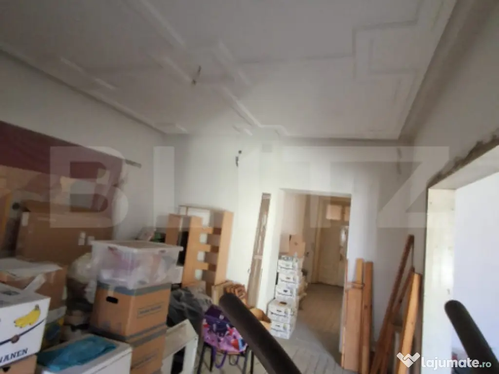 Spațiu comercial 200 mp + acces pod 200 mp, 3 balcoane, lâ 