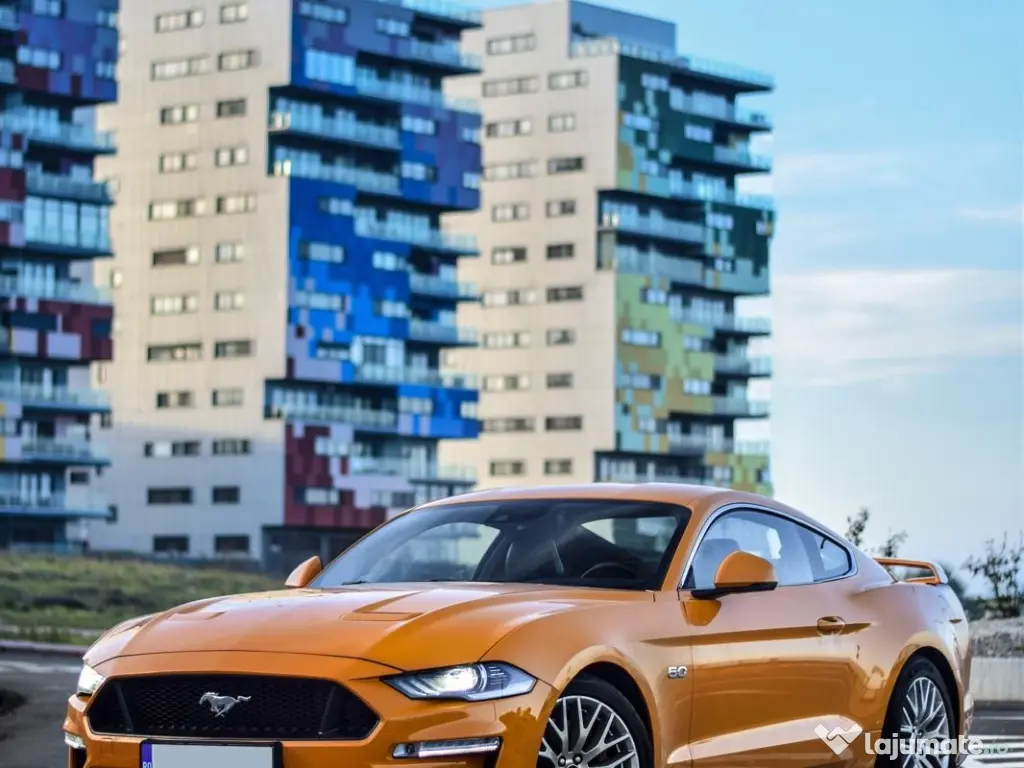 Ford Mustang Coupe 5.0 V8 450CP AT10