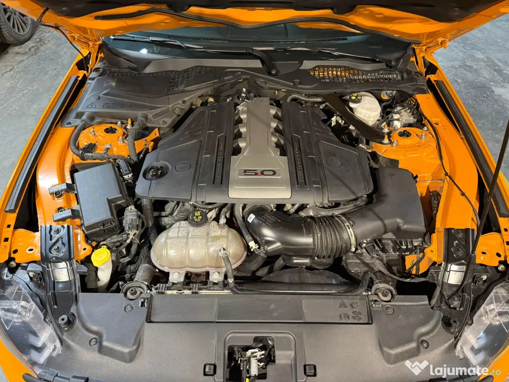 Ford Mustang Coupe 5.0 V8 450CP AT10