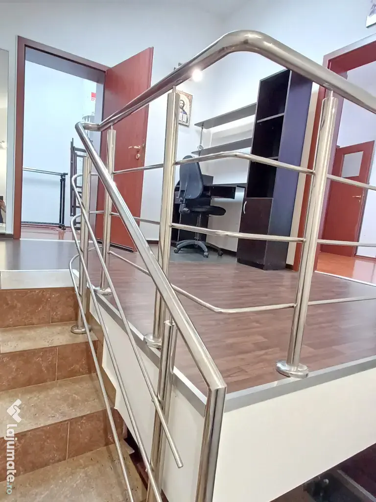 Proprietar 108mp mobilat,utilat,duplex 3 camere,2 bai,centrala,parcare,central