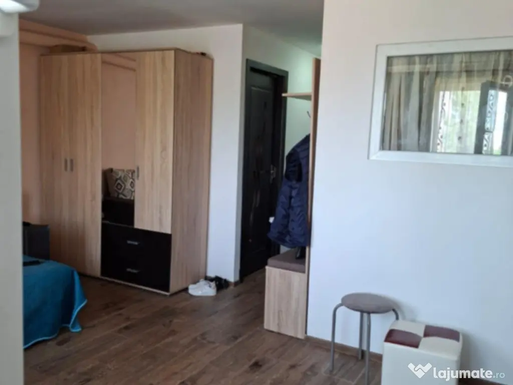 Vand garsoniera confort 1 5 min de statie de autobuz 