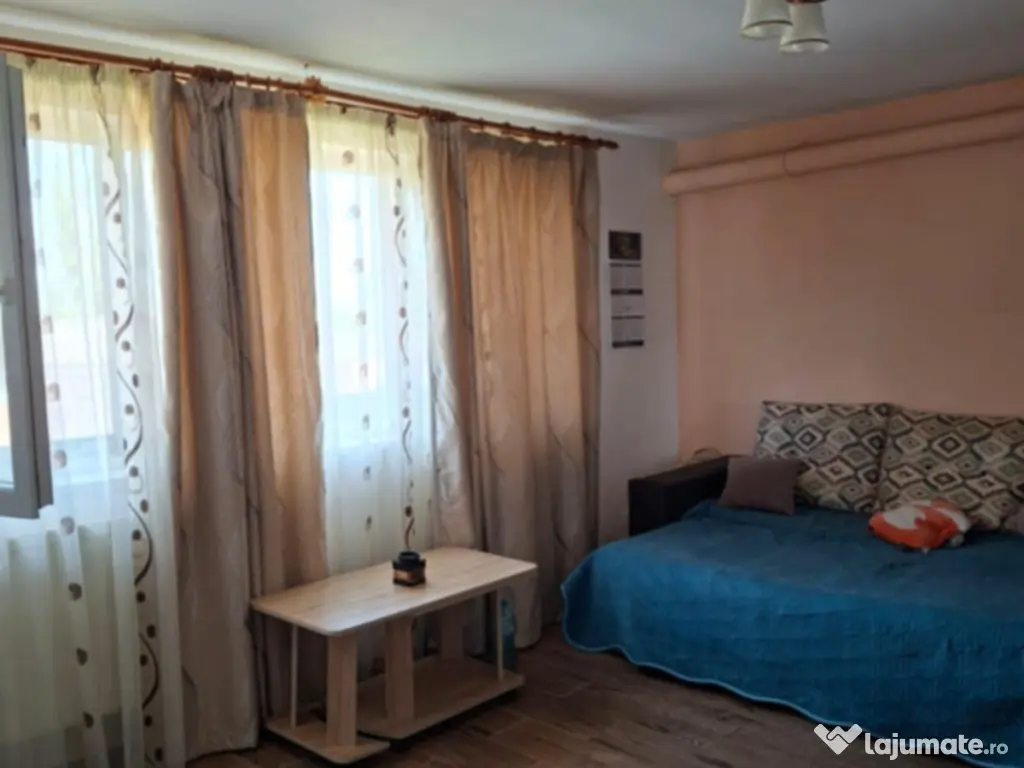 Vand garsoniera confort 1 5 min de statie de autobuz 