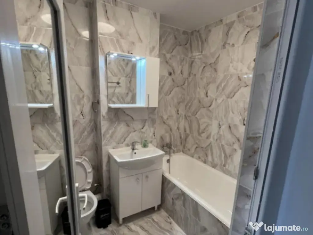 Apartament cu 2 camere 60 mp, etaj intermediar, situat pe Bu 