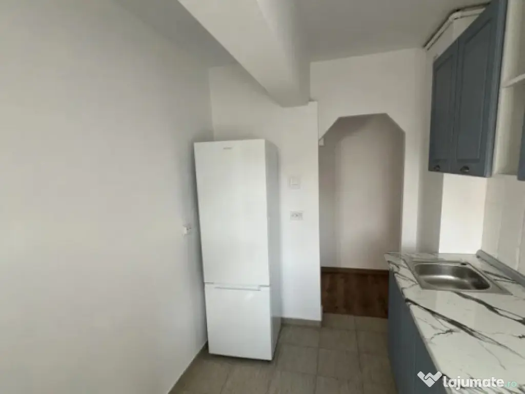 Apartament cu 2 camere 60 mp, etaj intermediar, situat pe Bu 
