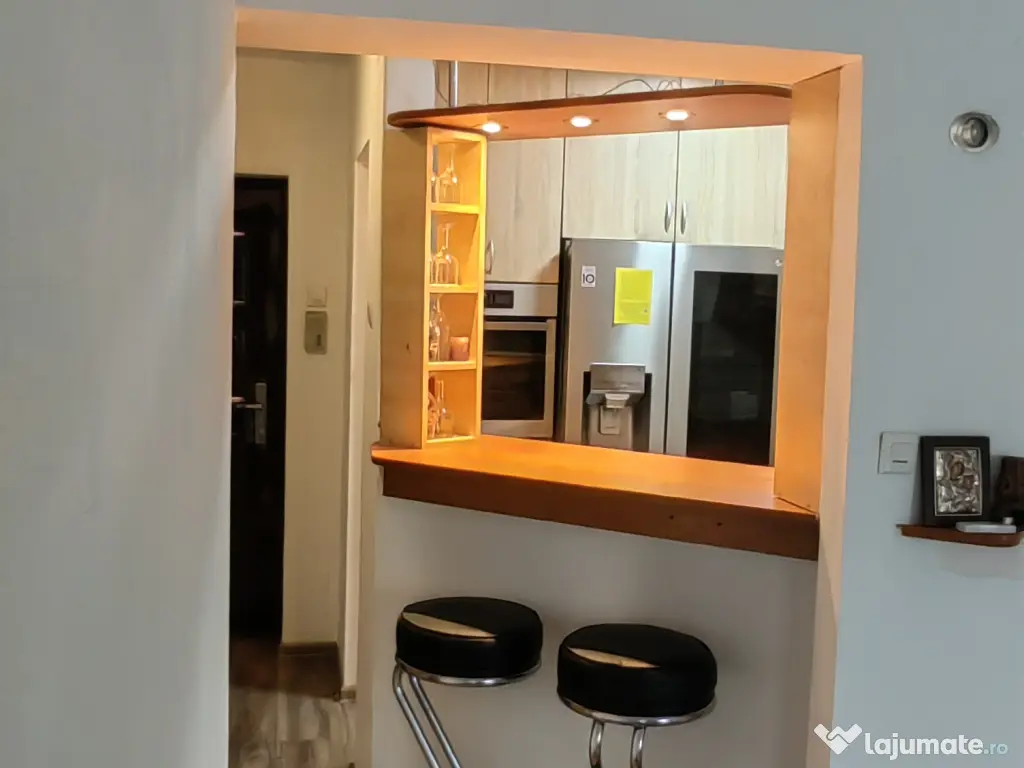 Garsonieră de vânzare 