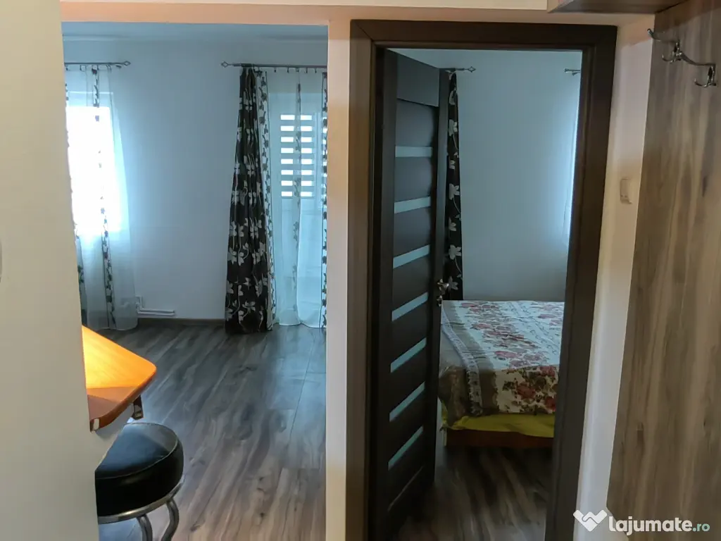 Garsonieră de vânzare 