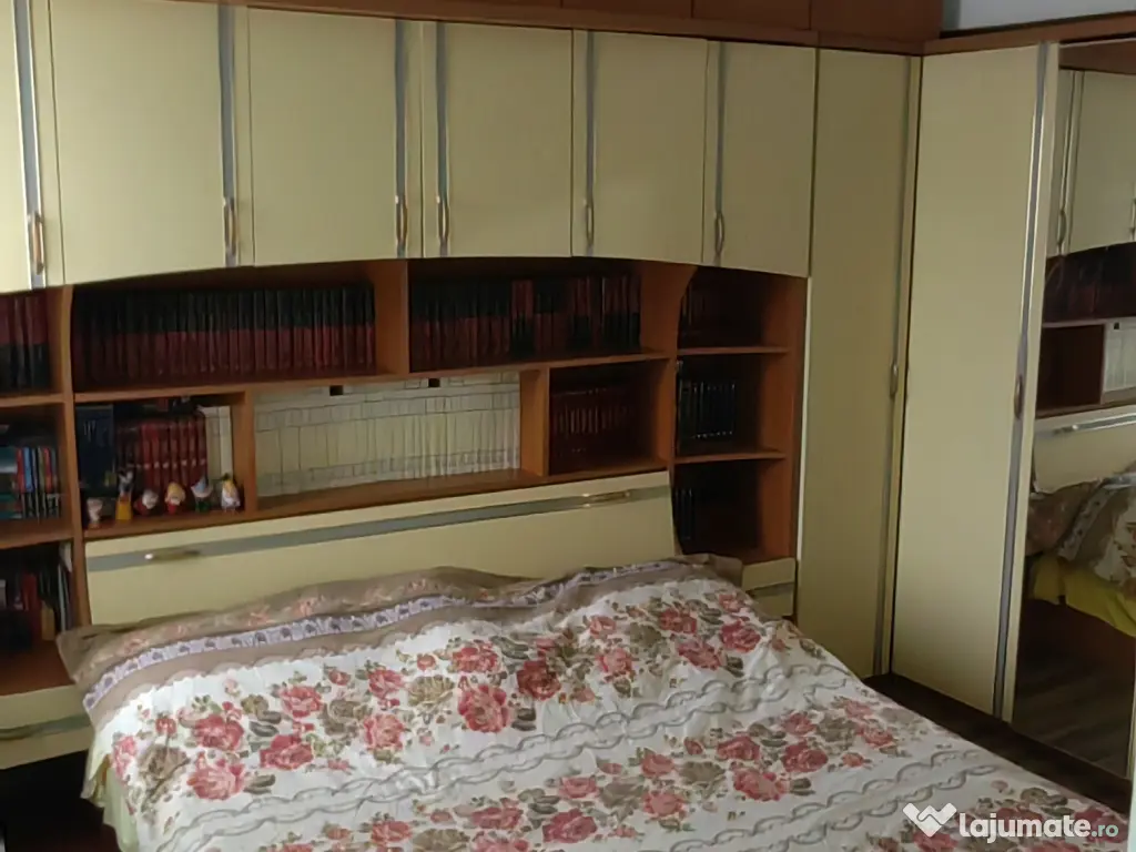 Garsonieră de vânzare 