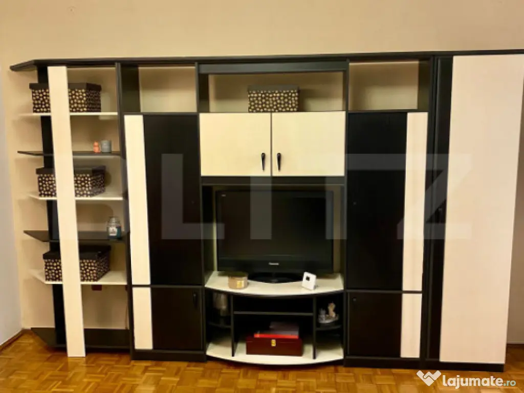 Apartament de vânzare – etaj 2/4, zonă centrală, Satu M