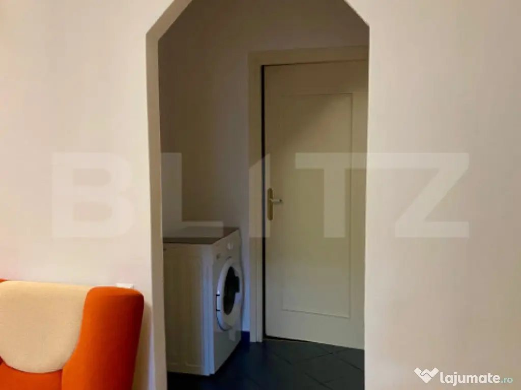 Apartament de vânzare – etaj 2/4, zonă centrală, Satu M