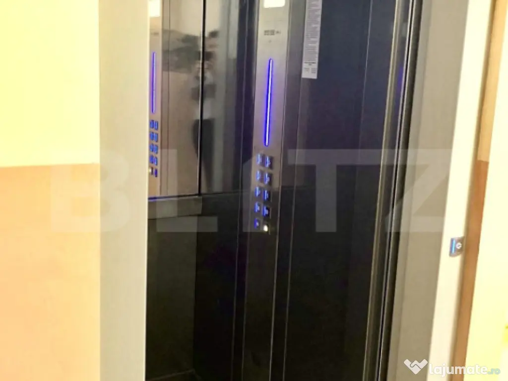 Apartament 3 dormitoare + balcon, 68 mp, zona Centrala 