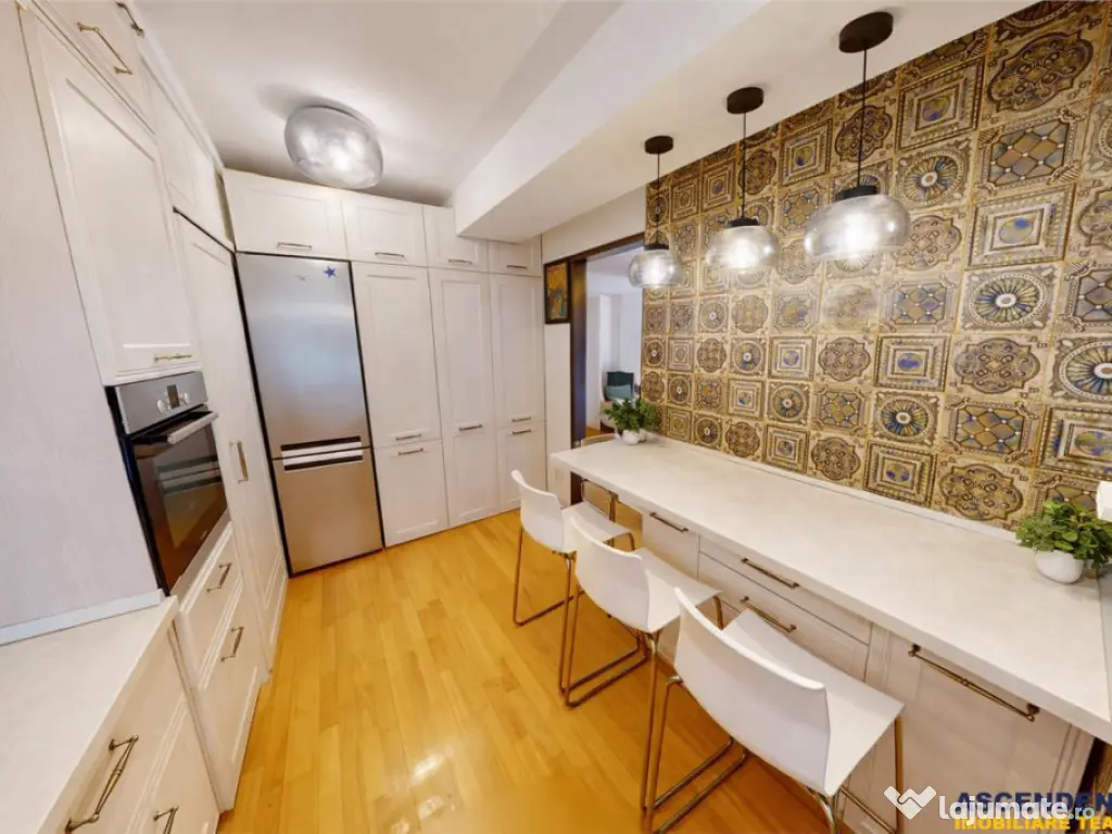 FILM 3D! Spatialitate si confort: apartament 4 camere, Centr