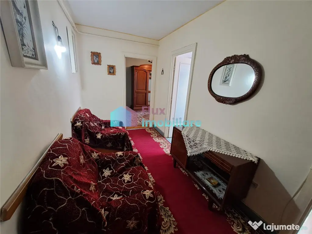Apartament cu 2 camere zona ultracentrala etaj 2 
