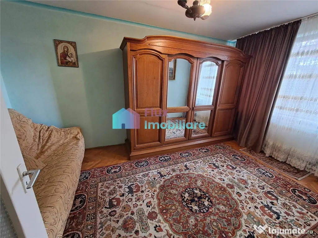 Apartament cu 2 camere zona ultracentrala etaj 2 