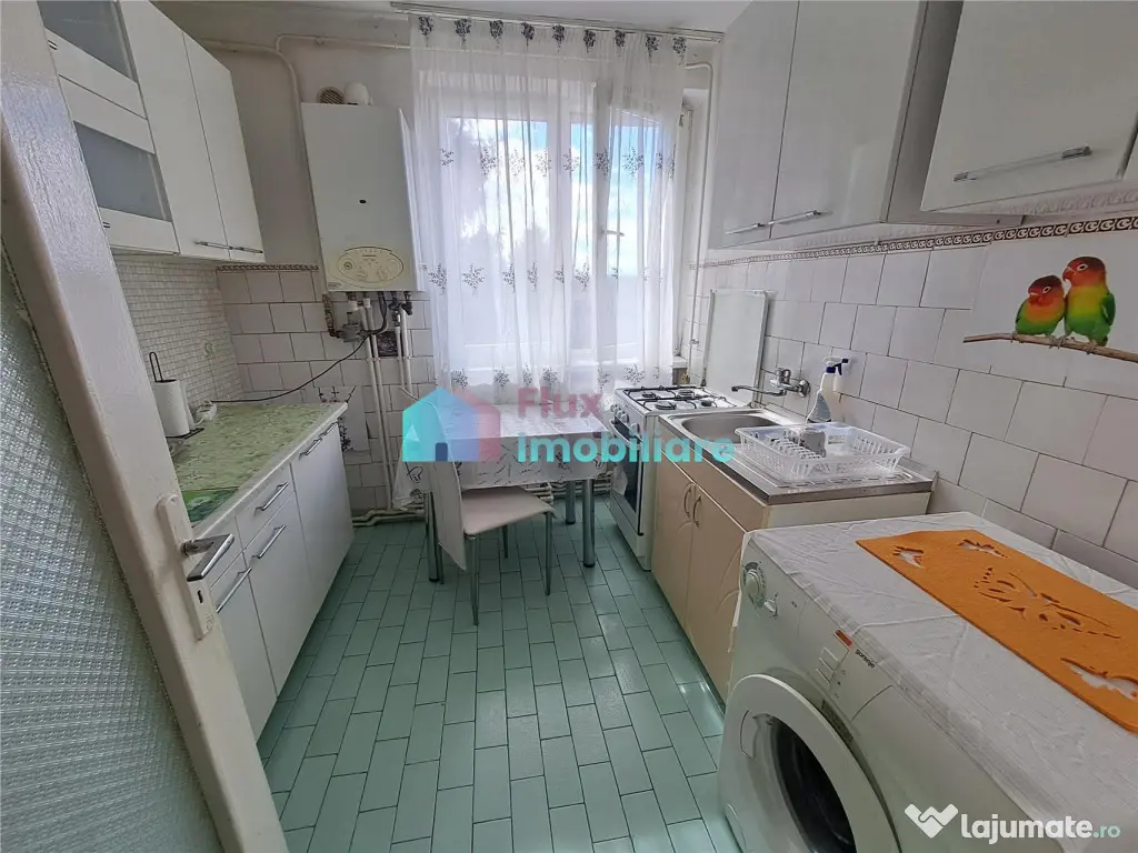 Apartament cu 2 camere zona ultracentrala etaj 2 