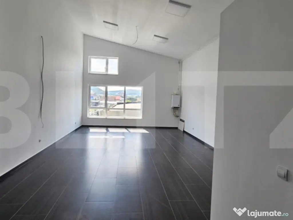 CLADIRE PREMIUM DE BIROURI SI SPATII COMERCIALE IN BISTRITA 