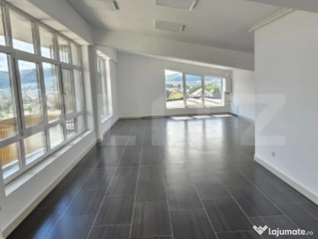 CLADIRE PREMIUM DE BIROURI SI SPATII COMERCIALE IN BISTRITA 