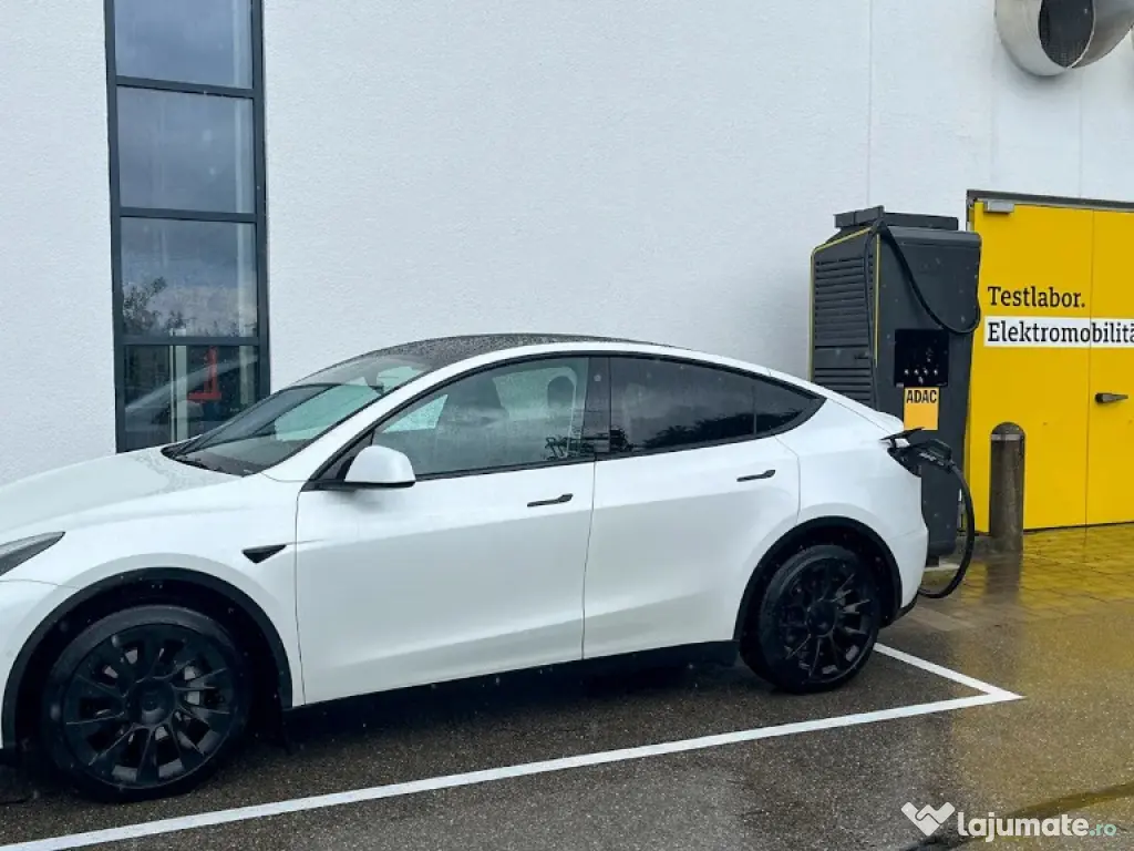 Dezmembrez Tesla Model Y Dual Motor 0 km an 2022 