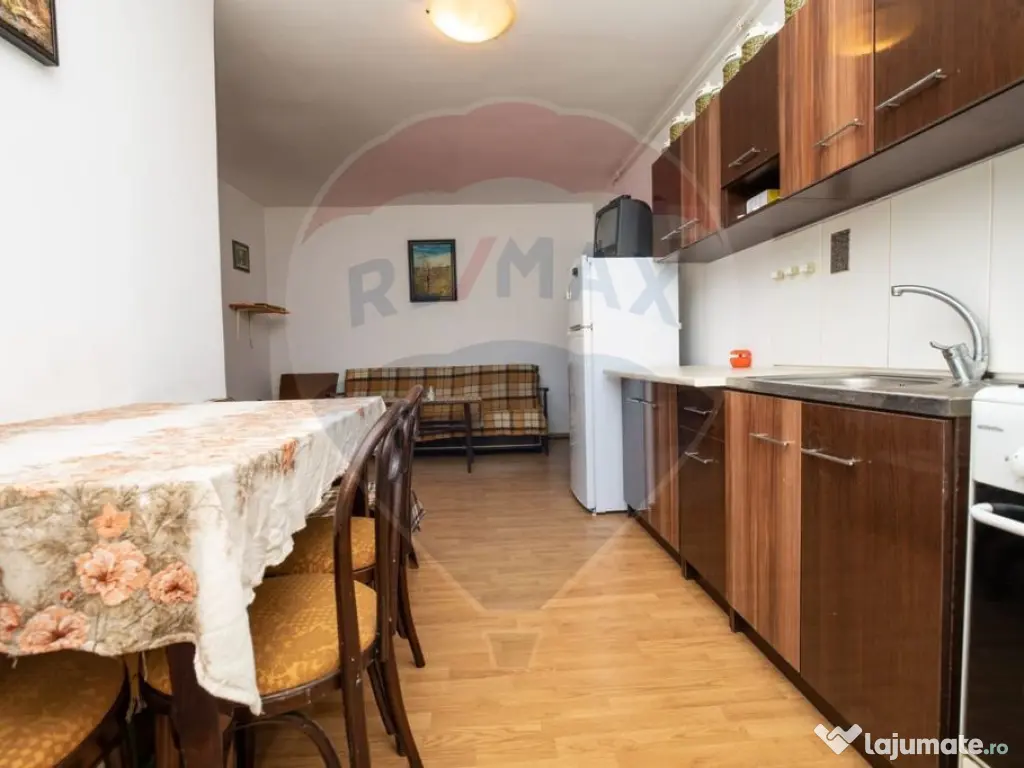 Apartament cu o camera de închiriat în zona Parneava 