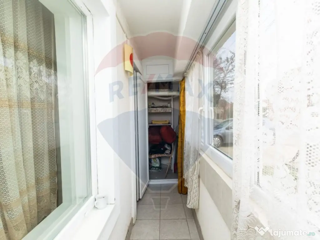 Apartament cu o camera de închiriat în zona Parneava 