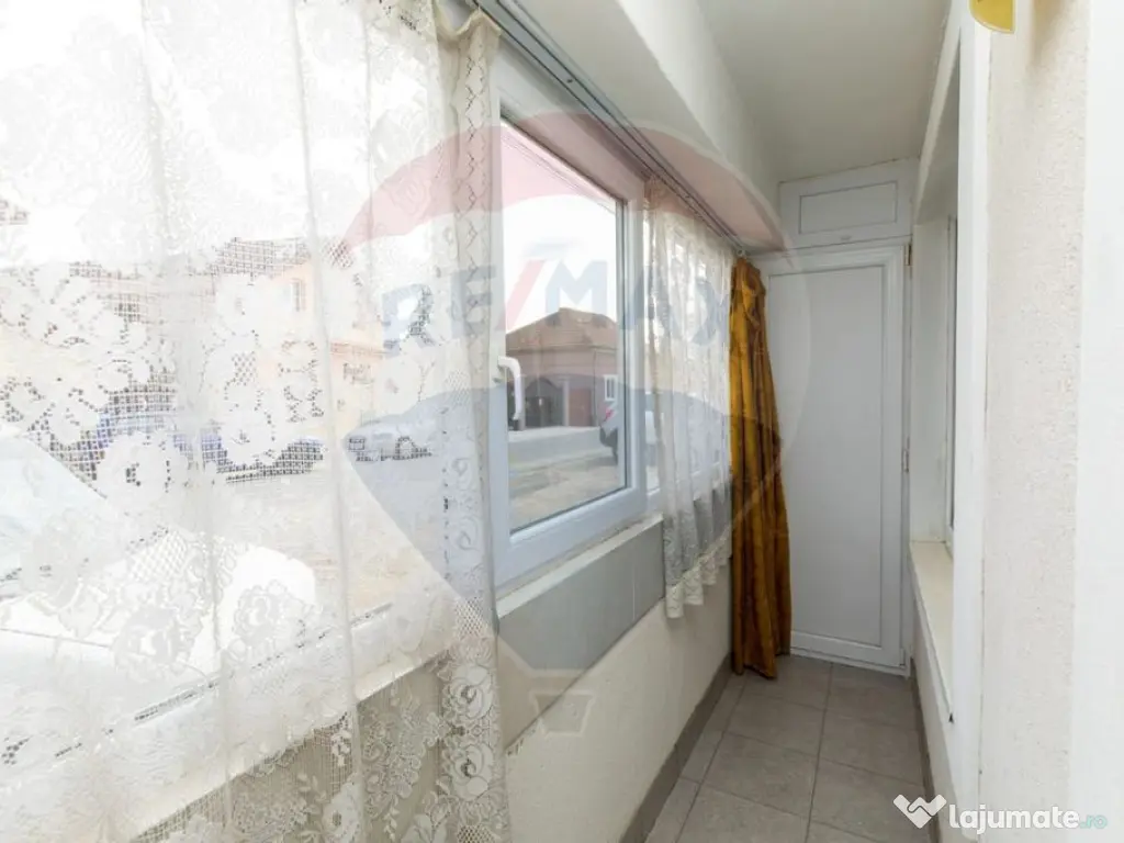 Apartament cu o camera de închiriat în zona Parneava 