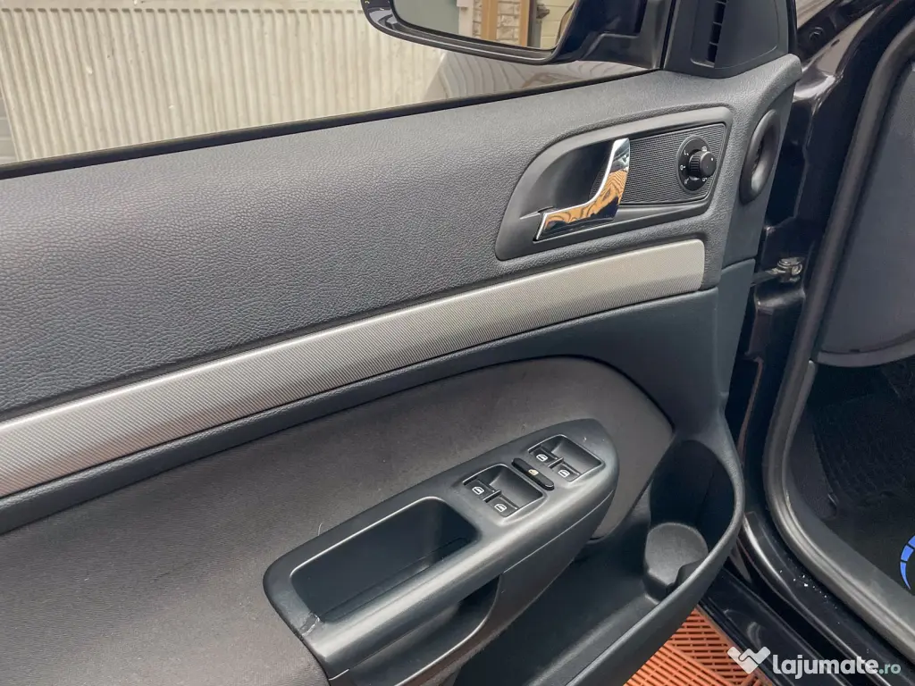 SKODA OCTAVIA 2,0 TDI , 4X4 . Euro 5 . Rate fixe . Garantie 12 luni 