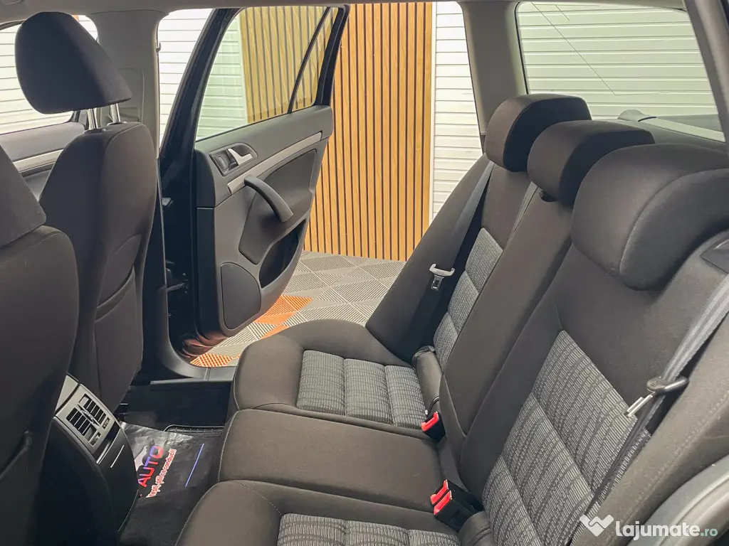 SKODA OCTAVIA 2,0 TDI , 4X4 . Euro 5 . Rate fixe . Garantie 12 luni 