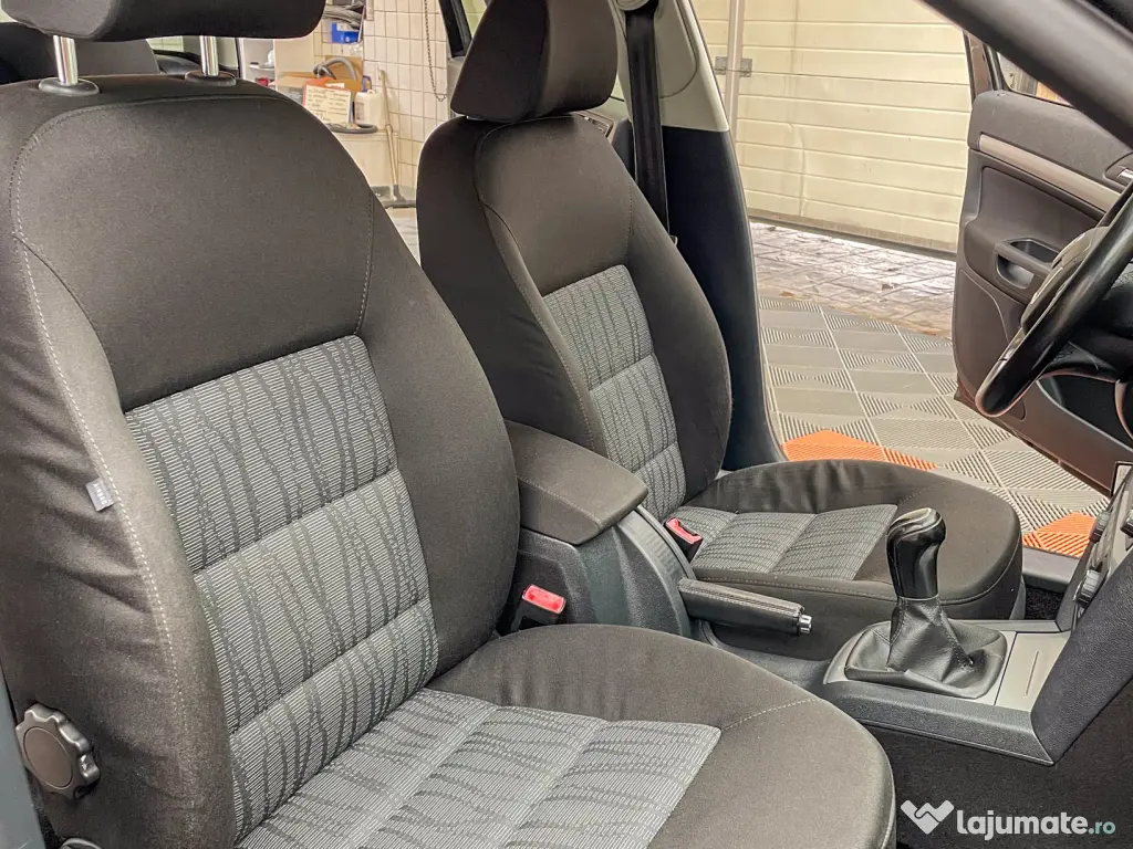 SKODA OCTAVIA 2,0 TDI , 4X4 . Euro 5 . Rate fixe . Garantie 12 luni 