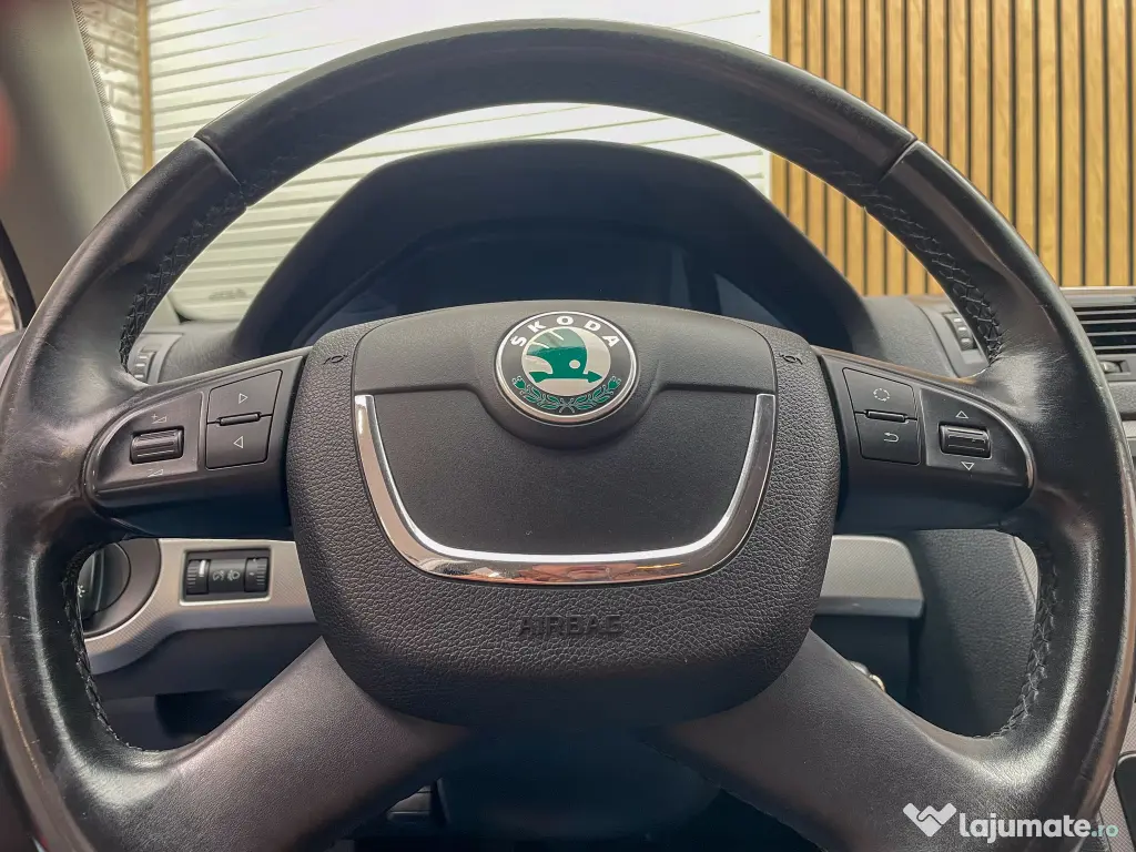 SKODA OCTAVIA 2,0 TDI , 4X4 . Euro 5 . Rate fixe . Garantie 12 luni 