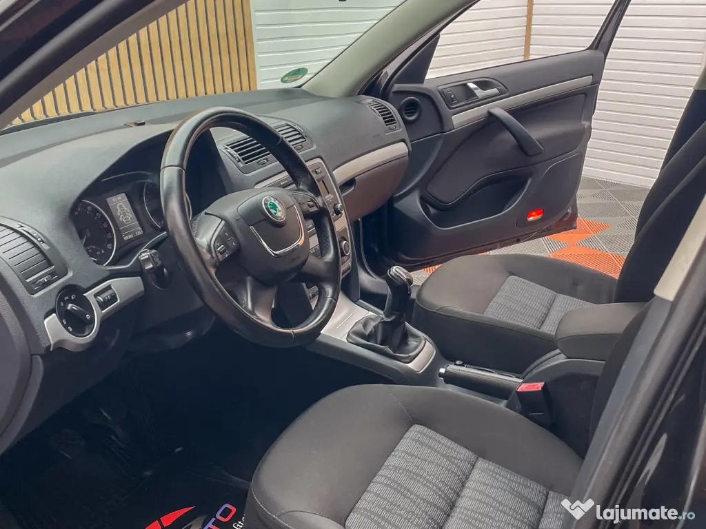 SKODA OCTAVIA 2,0 TDI , 4X4 . Euro 5 . Rate fixe . Garantie 12 luni 