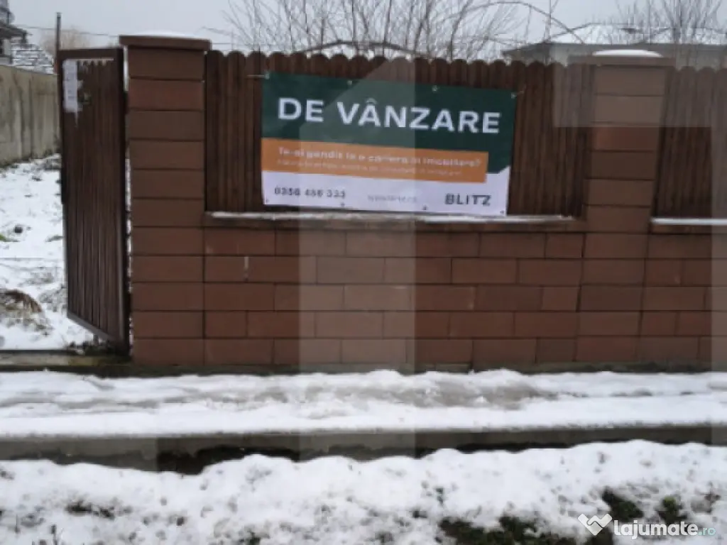 Teren de vanzare zona Plopi